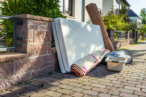 Best Yard Waste Removal  in Osceola, IN